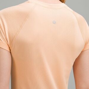 Lululemon Swiftly Tech Short-Sleeve Shirt 2.0 NWT